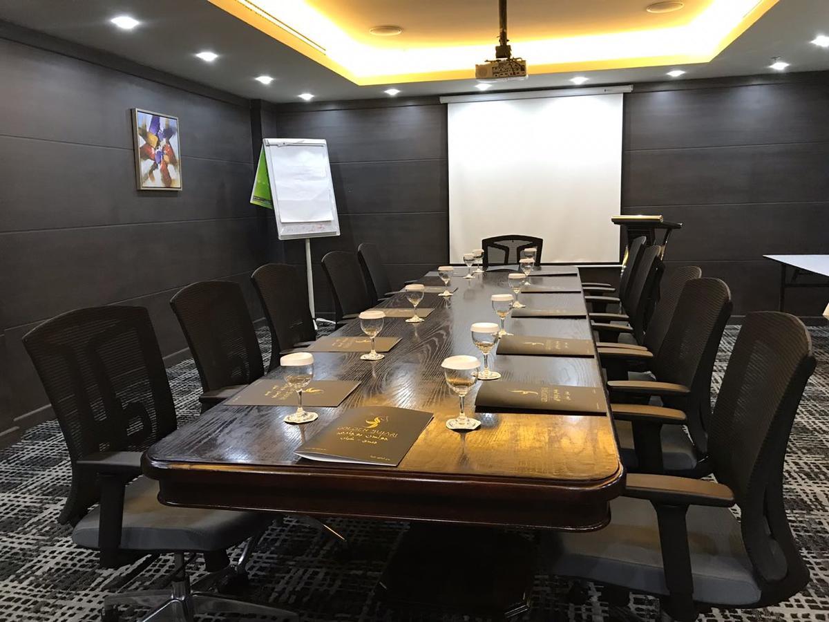 Golden Bujari Alulaya Hotel Ал Хубар Екстериор снимка