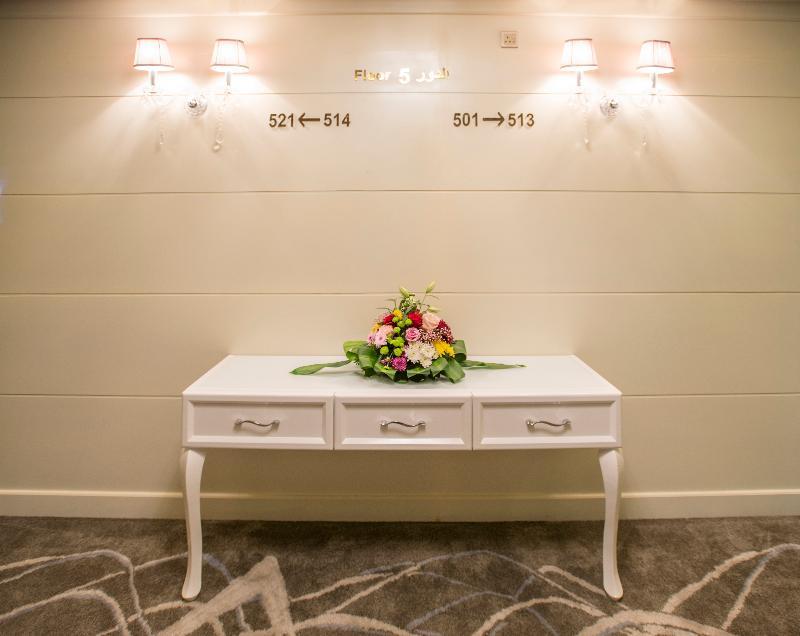 Golden Bujari Alulaya Hotel Ал Хубар Екстериор снимка