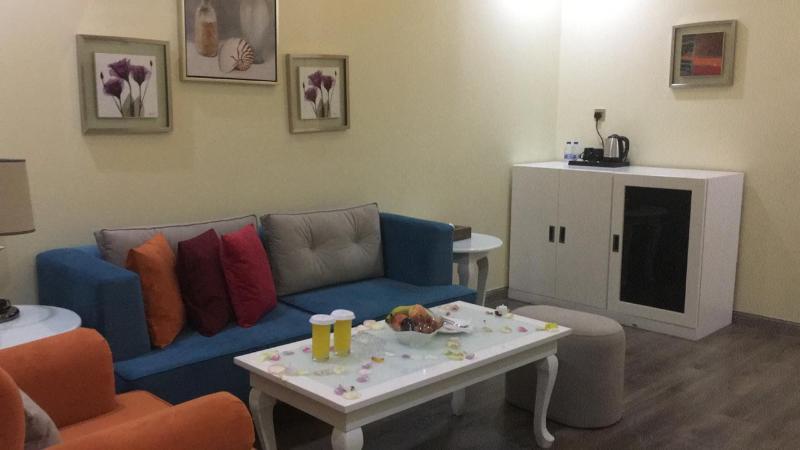 Golden Bujari Alulaya Hotel Ал Хубар Екстериор снимка